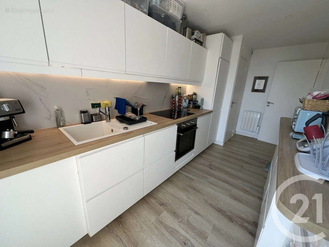Appartement 106 m² à San-Martino-Di-Lota  - photo 7