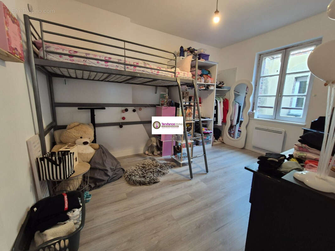 Maison à LE MELE-SUR-SARTHE