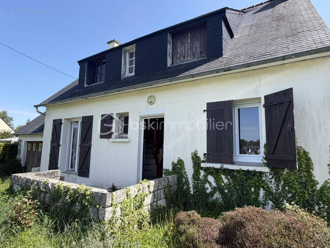 Maison à HOPITAL-CAMFROUT