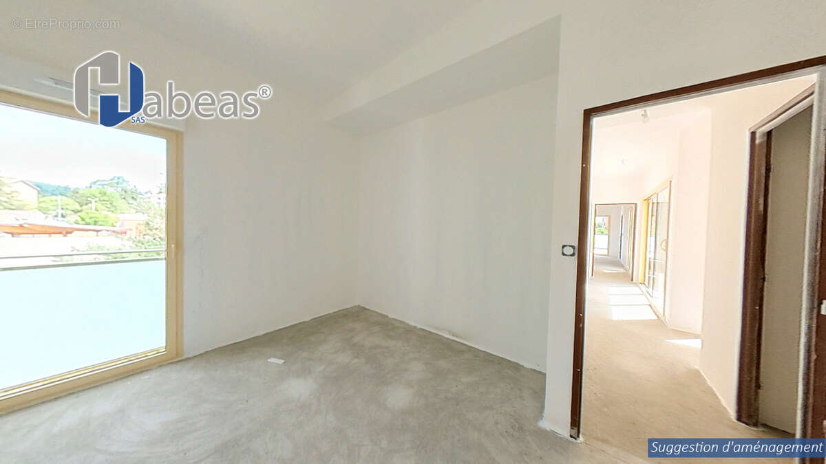 Appartement à CRAPONNE