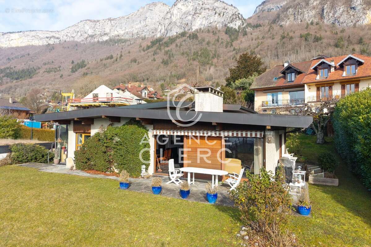 Maison à VEYRIER-DU-LAC