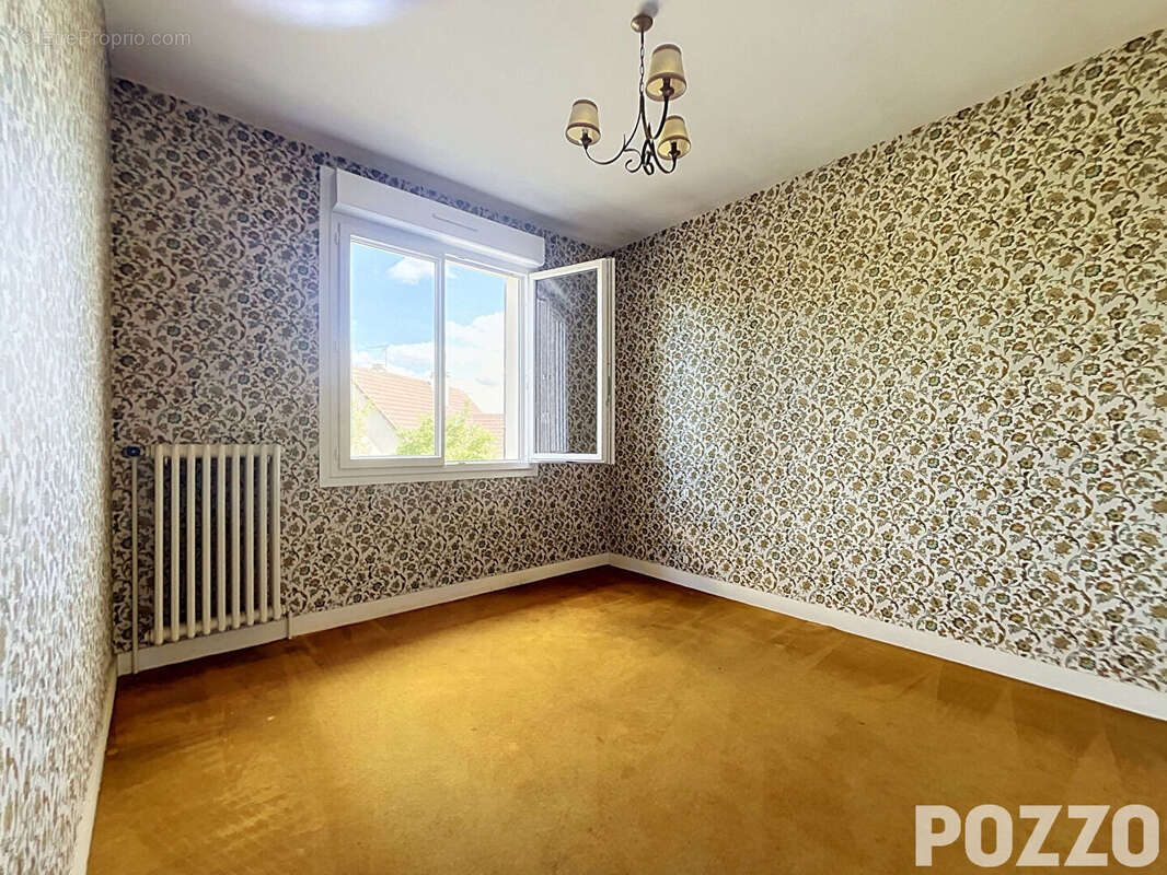 MAISON - 7 pièces - 5 chambres - 127 m² - jardin - 507 m² - sous-sol  - Saint-Lo - photo 6