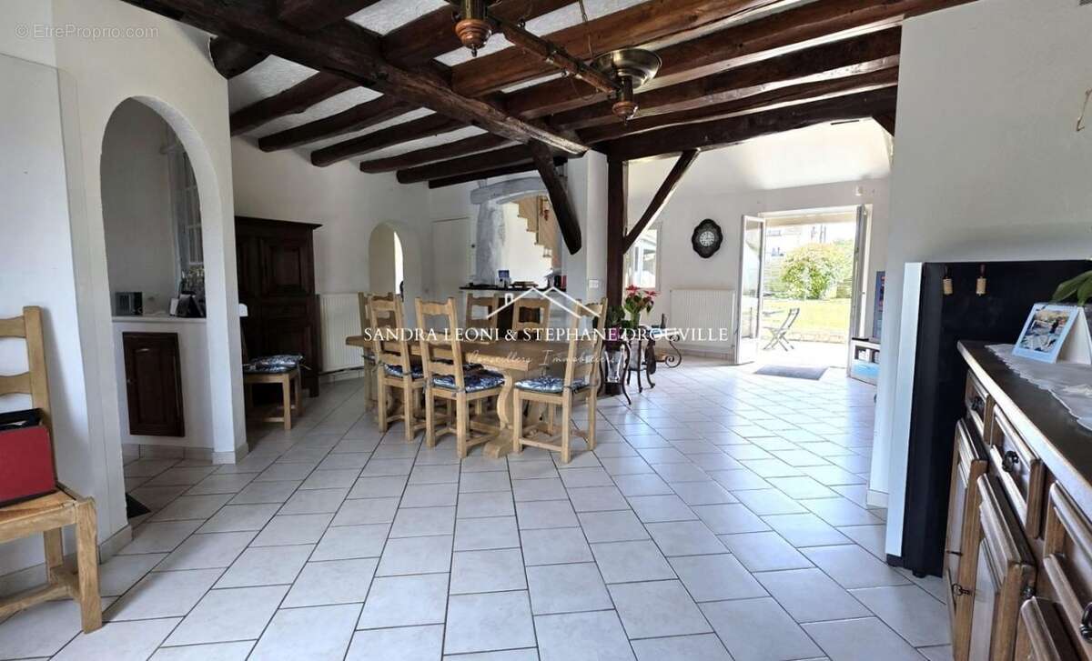 Maison à MAINTENON