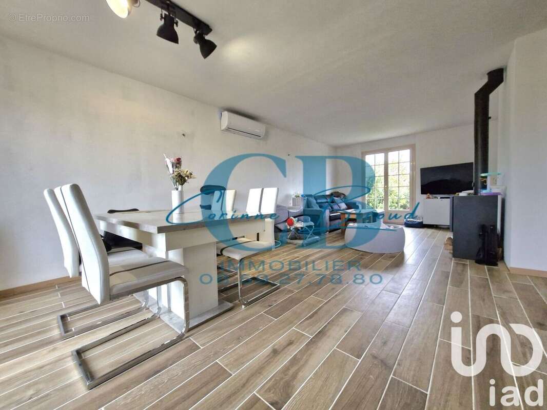 Photo 7 - Maison à MARINES