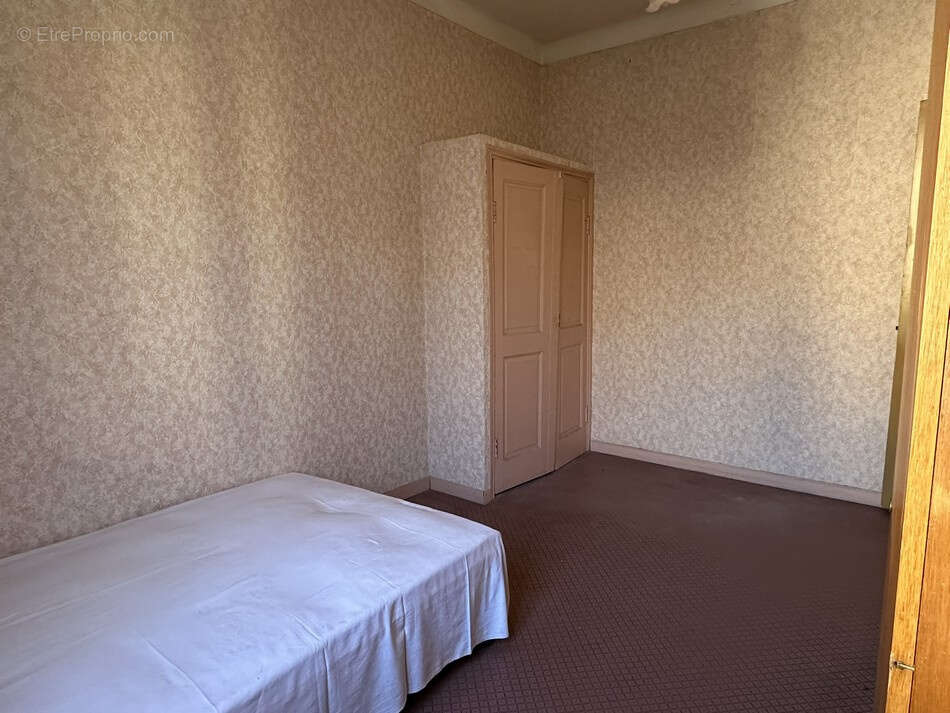 Appartement à ROQUEBILLIERE