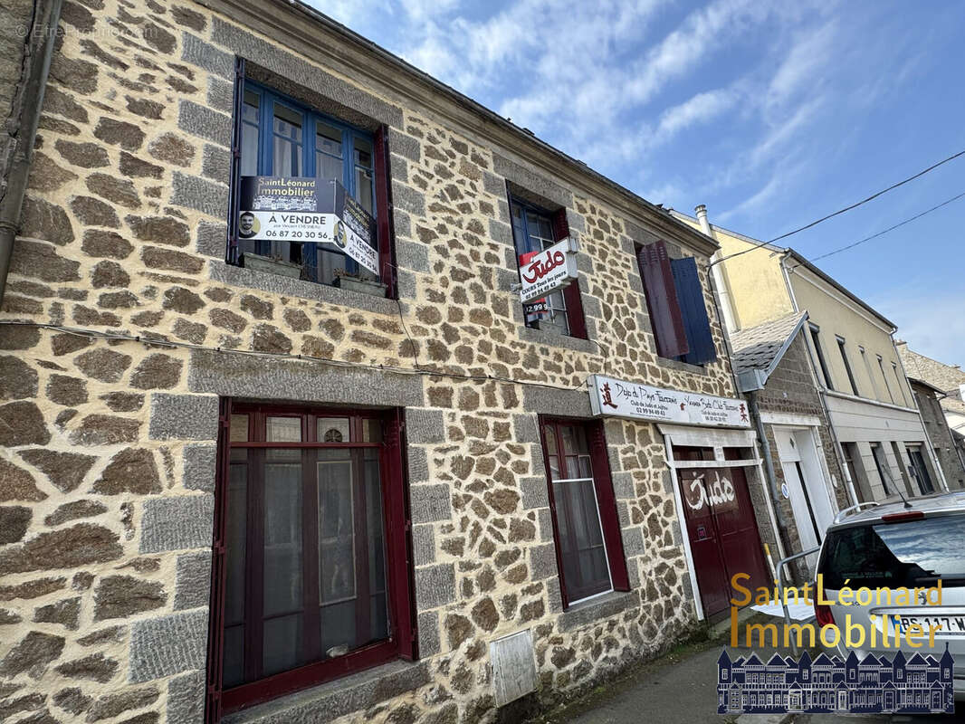 Appartement à FOUGERES