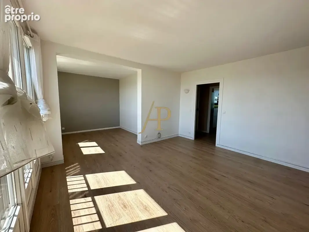 Photo Appartement à Saint-Germain-En-Laye au prix de 354 000€