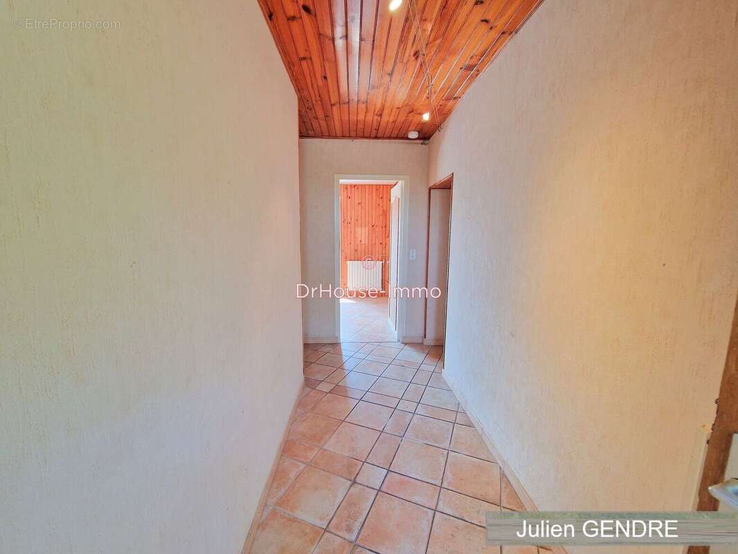 Maison à CHEF-BOUTONNE