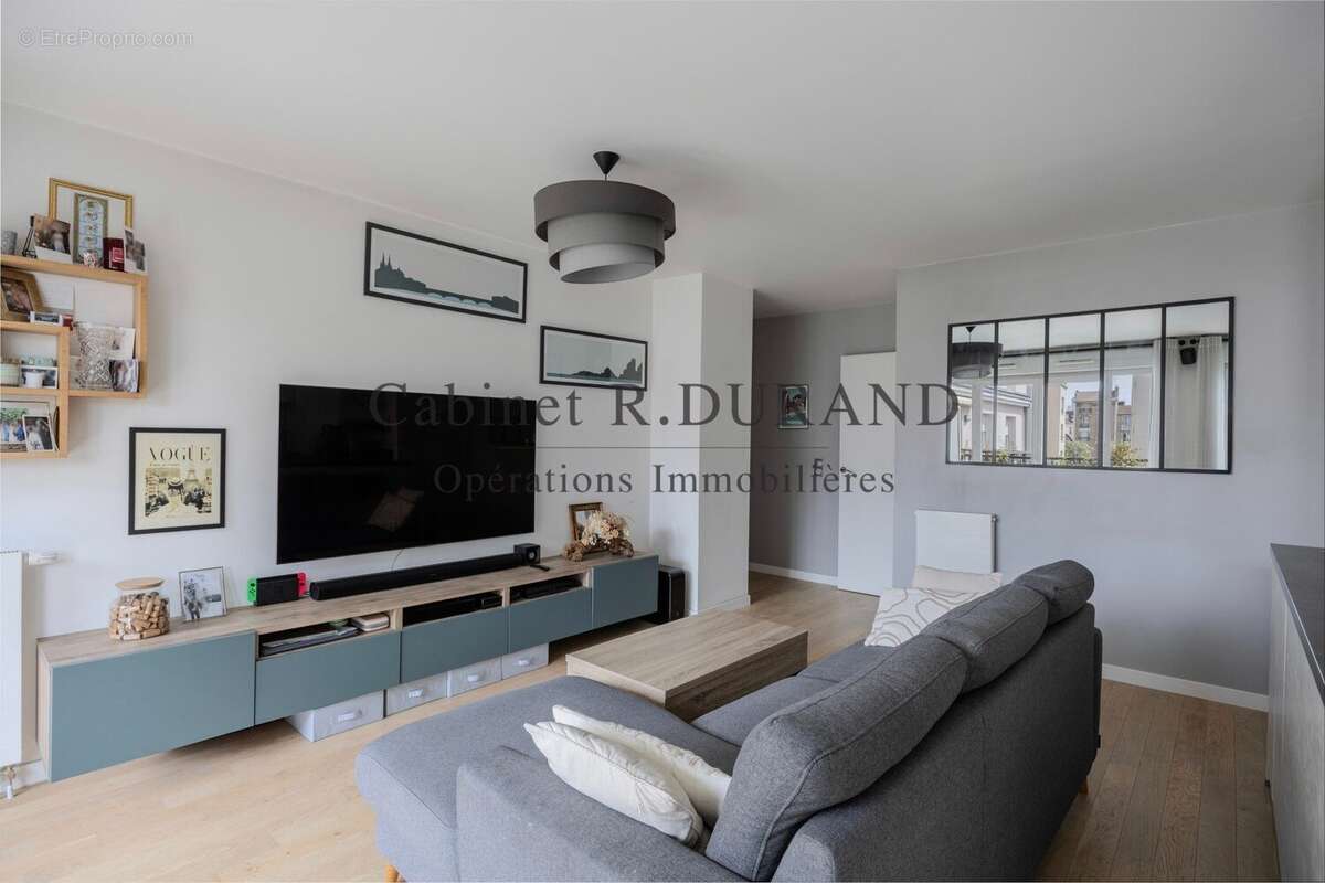 Appartement à COLOMBES