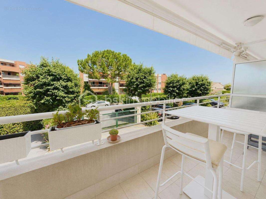 Antibes – appartement 4 pièces 87 m² – terrasse 30 m² – double garage – calme – piscine - photo 9