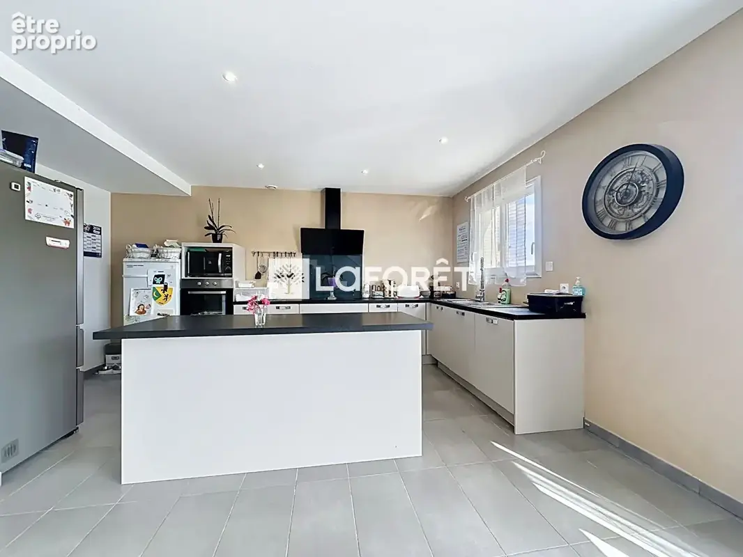 VILLA 3 faces, 3 chambres, 1 suite parentale et piscine. - photo 4
