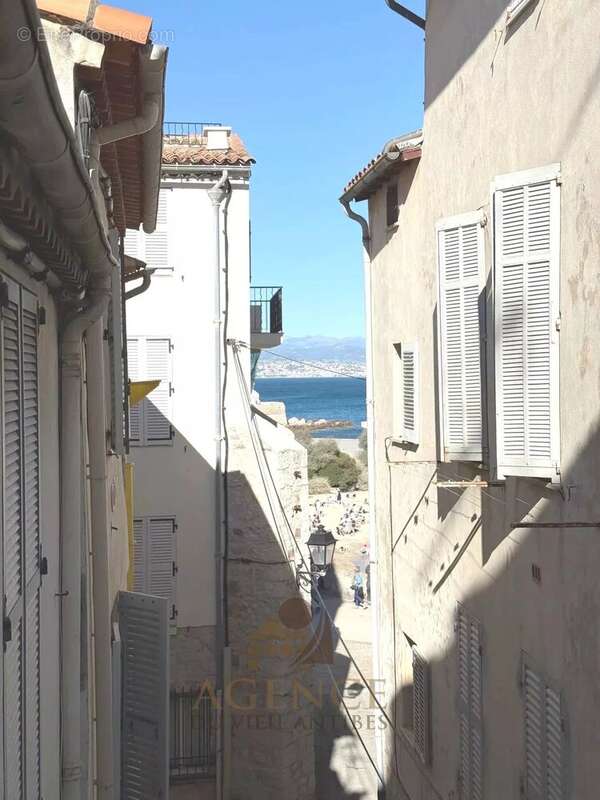 un appartement qui vit comme une maison. ramparts, vieil Antibes - photo 4