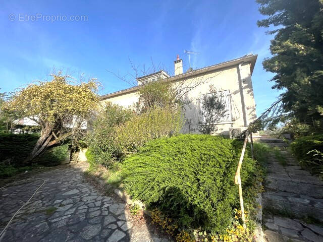 Maison à RAMONVILLE-SAINT-AGNE