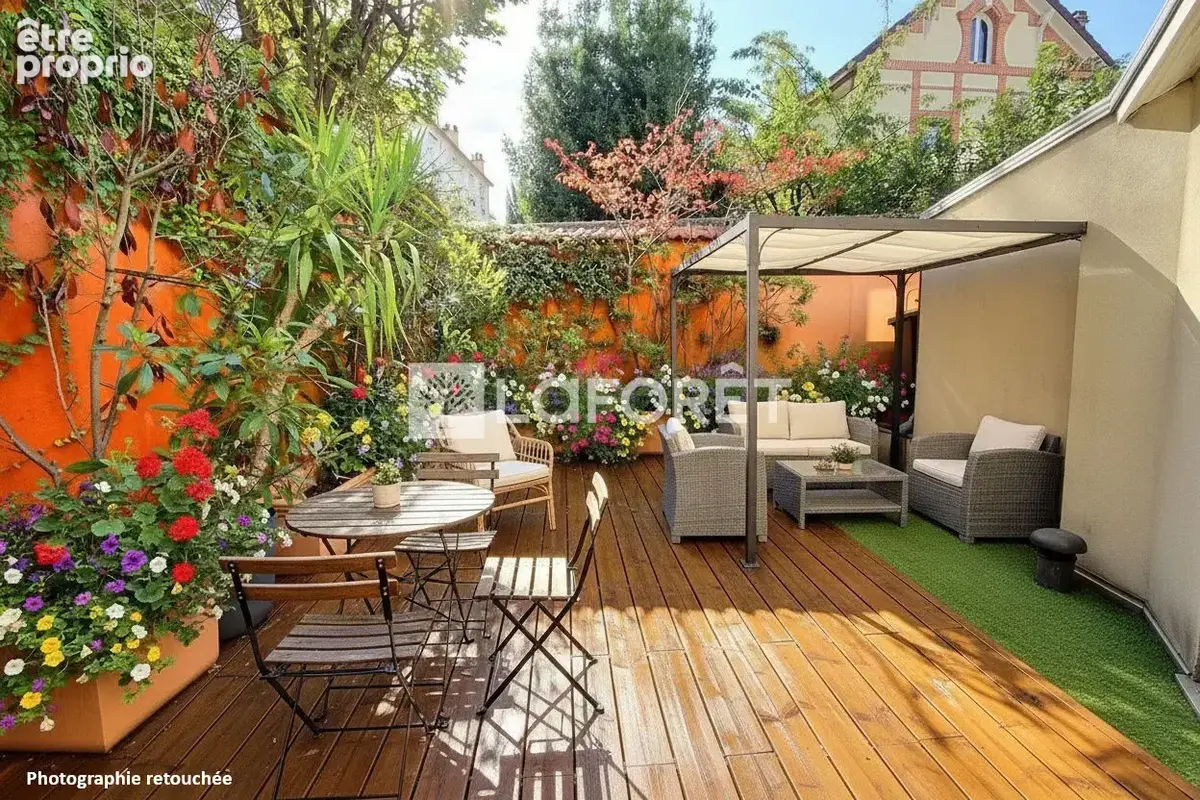 Maison Courbevoie 7 pièce(s) 150 m2 - photo 2