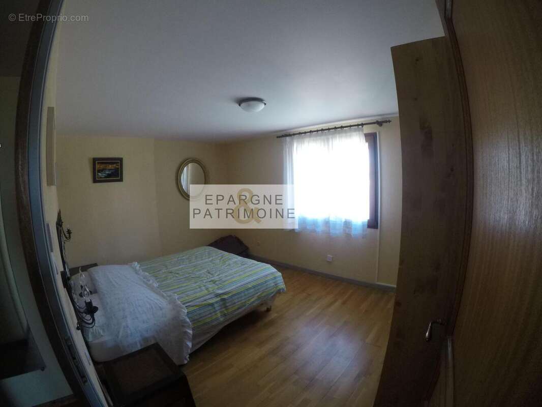 Maison 156 m² à Villette-D'anthon  - photo 7