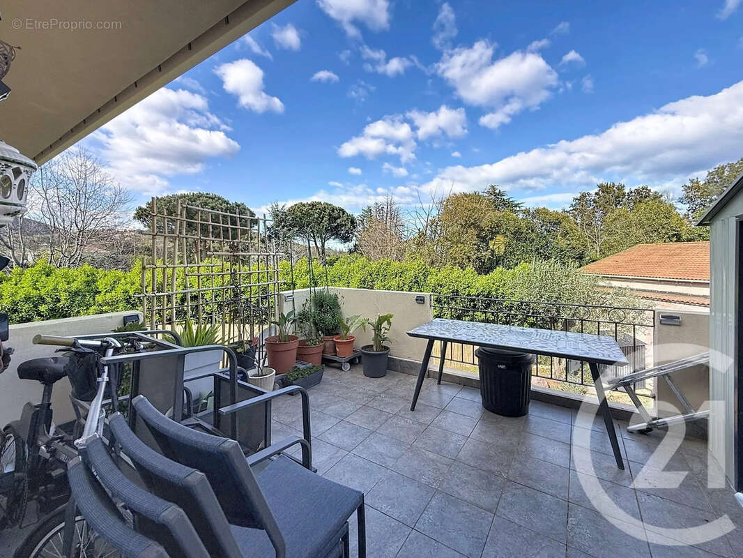 Appartement à SANTA-LUCIA-DI-MORIANI