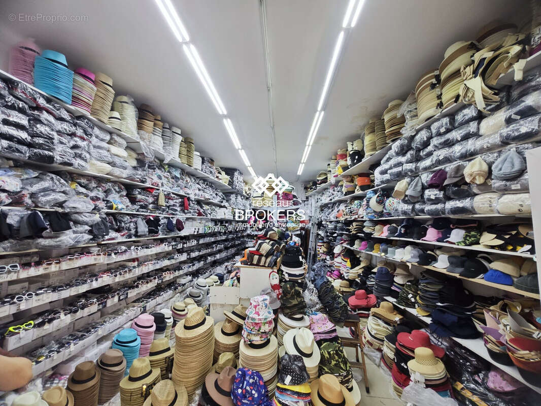 Commerce à MARSEILLE-1E