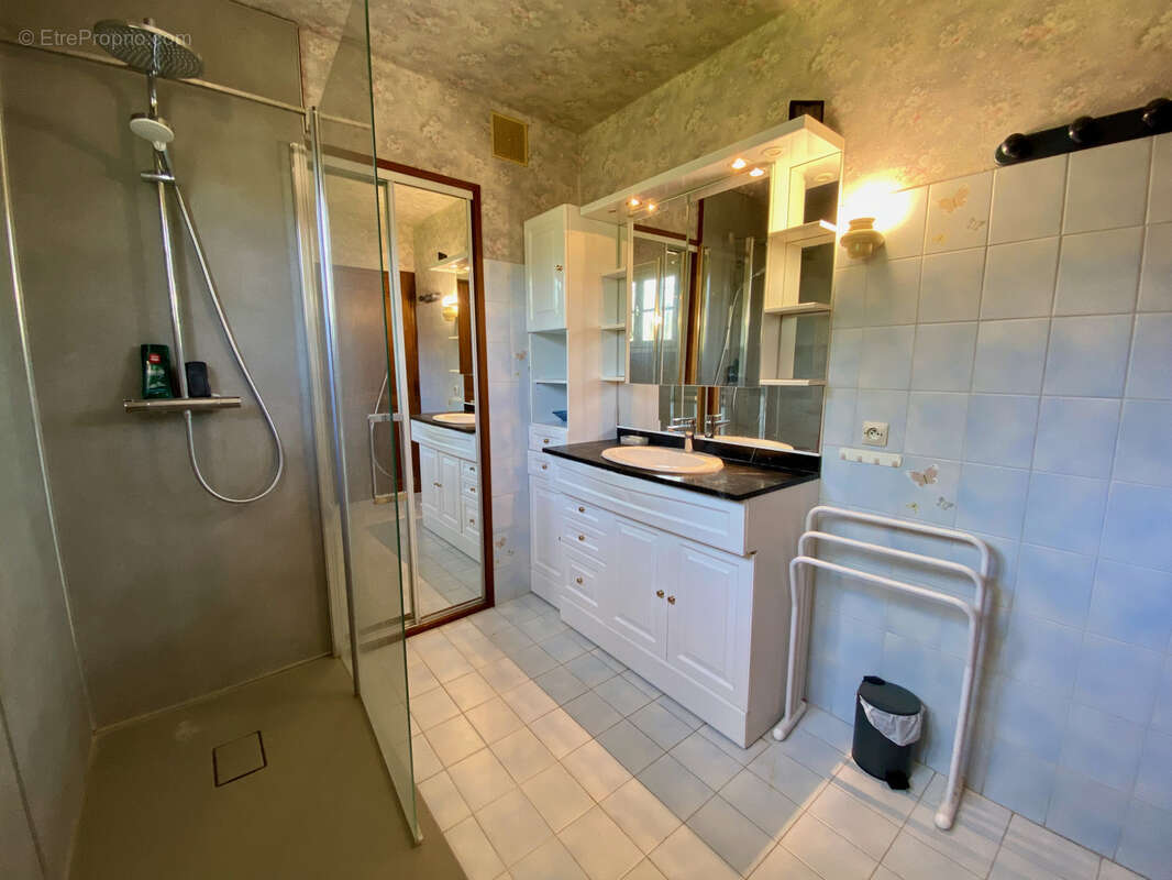 Maison à VILLENAVE-D&#039;ORNON