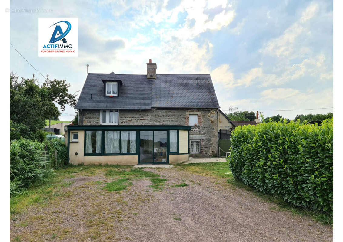 Maison à LA CHAPELLE-BICHE