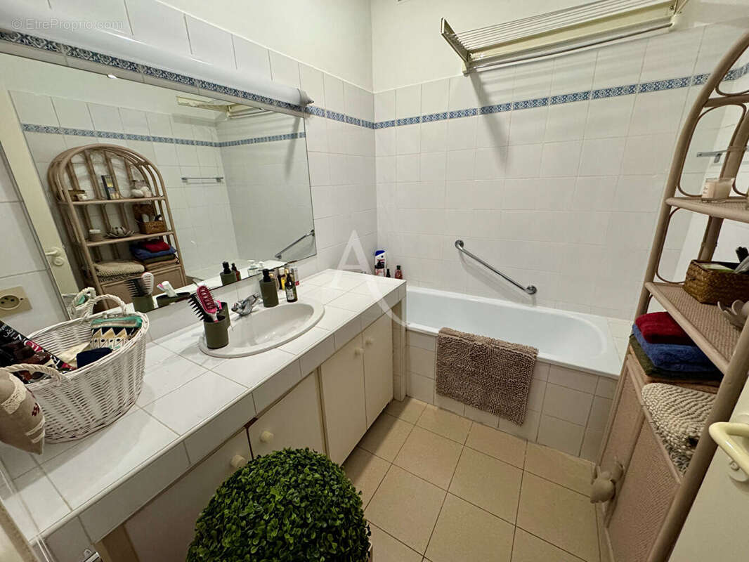 Maison Nimes 10 pièce(s) 322.96 m2 - photo 13