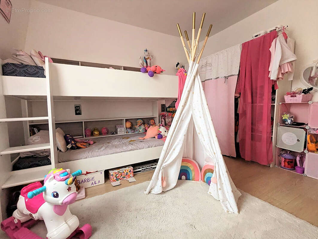 Appartement à PERSAN