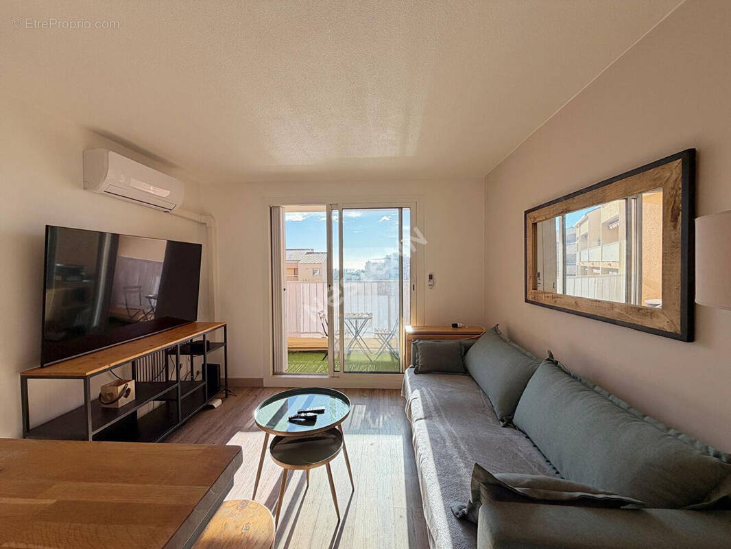 Appartement à CARQUEIRANNE