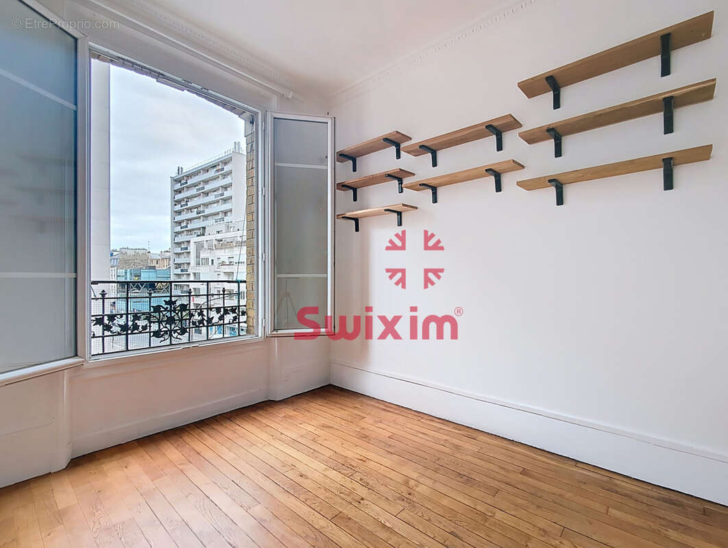 Appartement à PARIS-19E