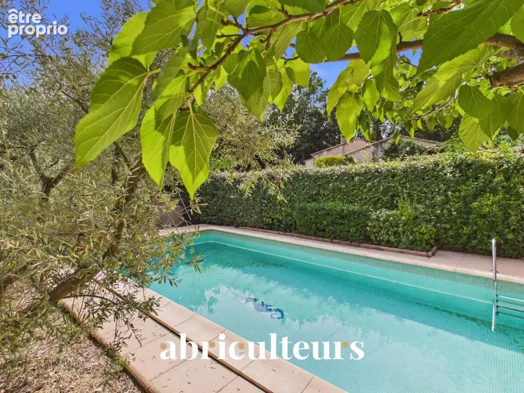 Maison 5 pièces de 110 m² au calme absolu avec piscine en vente à Puyloubier (13114) - photo 16