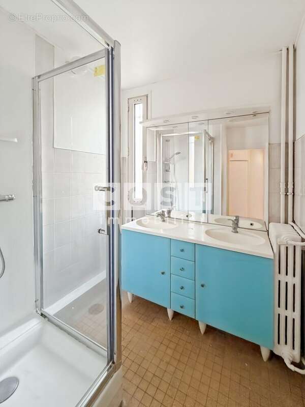 Appartement à ASNIERES-SUR-SEINE