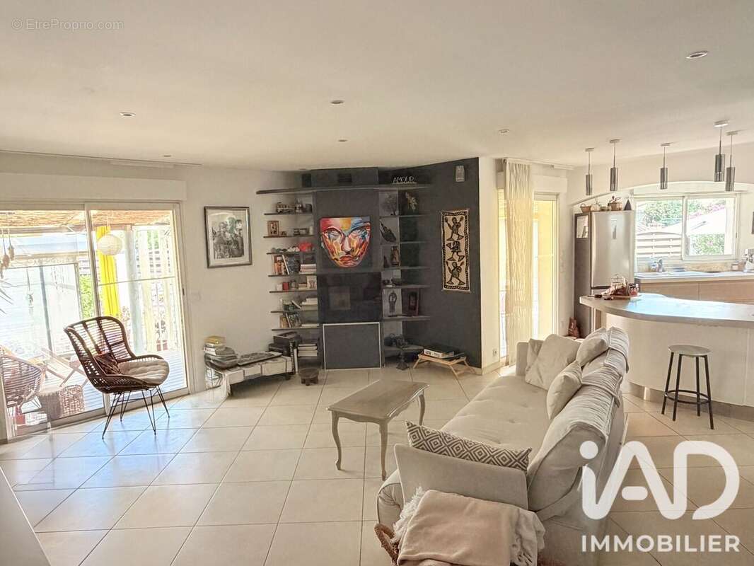 Maison 88 m² à Hyeres  - photo 7