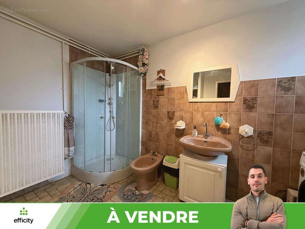 Maison à JOUSSE