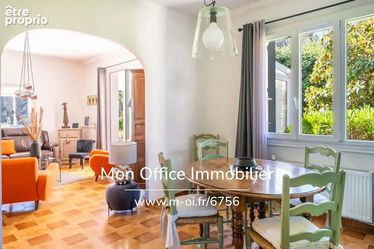 Référence : 6756-PAN. - Maison 6 pièces de 143 m² à Éguilles - photo 14