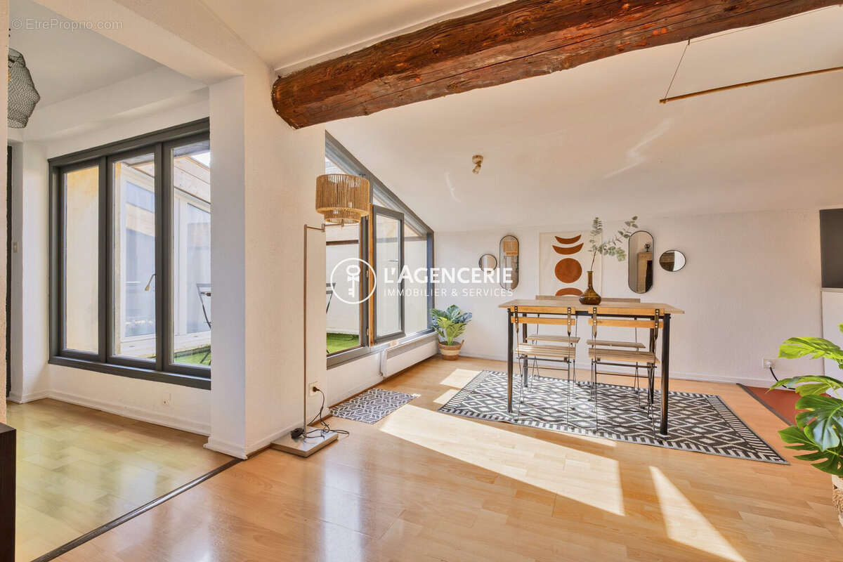 Appartement à BORDEAUX