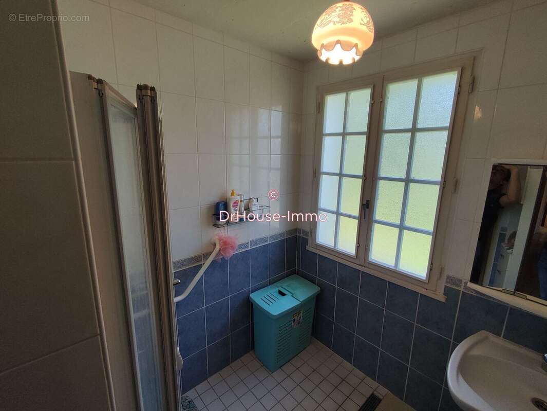 Maison à NOUAILLE-MAUPERTUIS