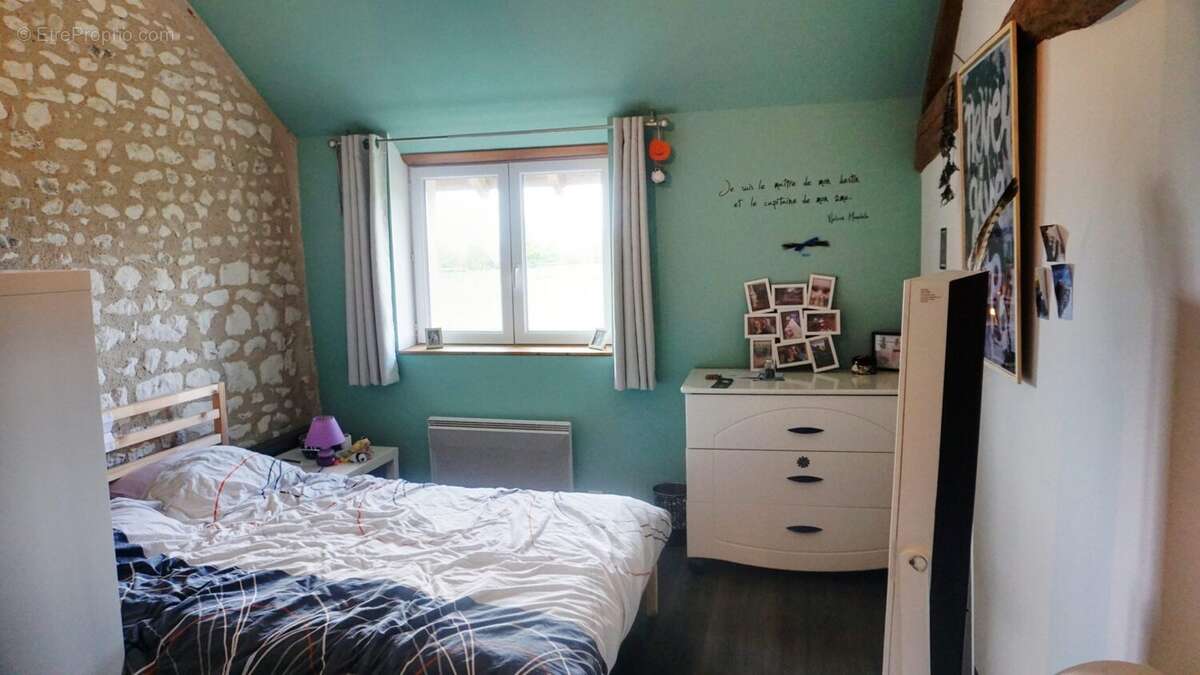 Maison à SAINTE-MAURE-DE-TOURAINE