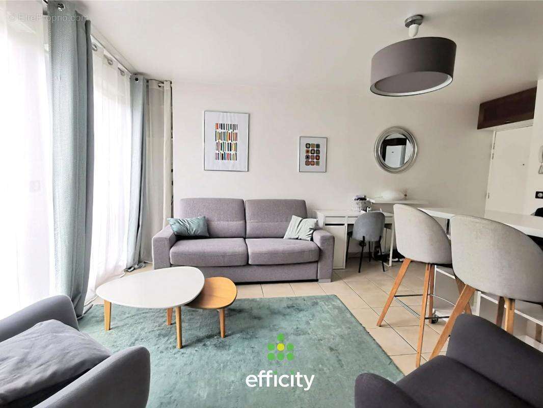 Appartement à NOGENT-SUR-MARNE