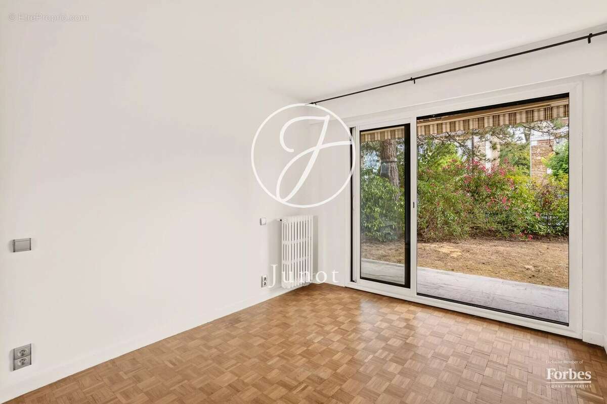 Appartement à LE VESINET