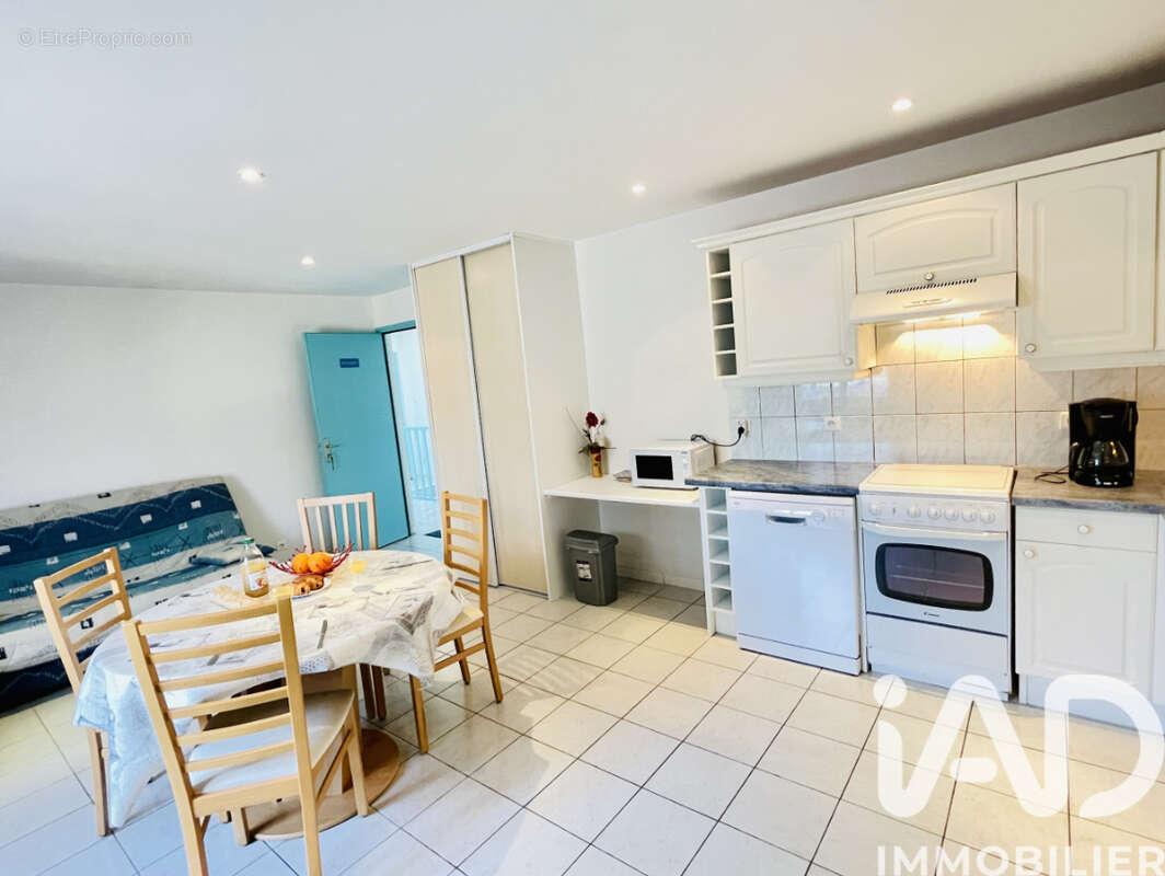 Appartement 370 m² à Bains-Les-Bains  - photo 4