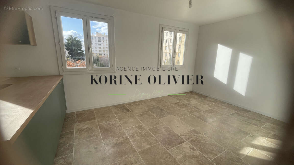 Appartement à MARSEILLE-9E