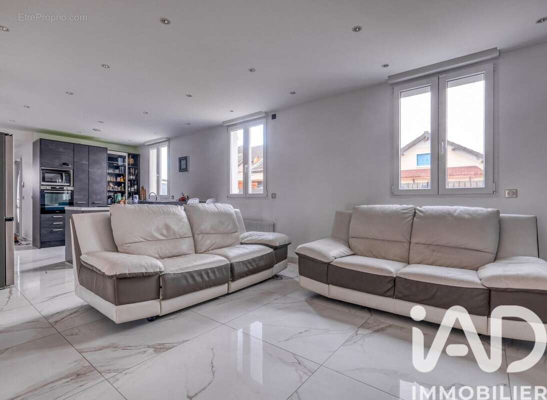 Photo 5 - Maison à MITRY-MORY