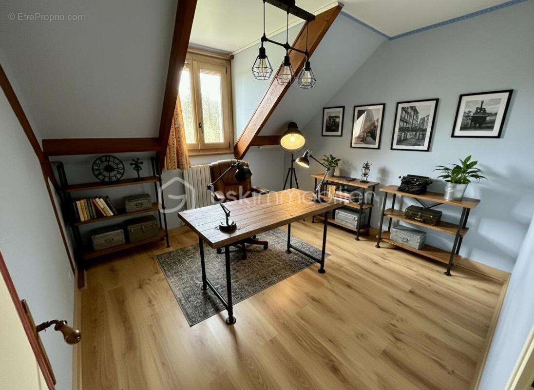 Maison 8 pièces de 180m² à VENEUX-LES-SABLONS (77250) - photo 13