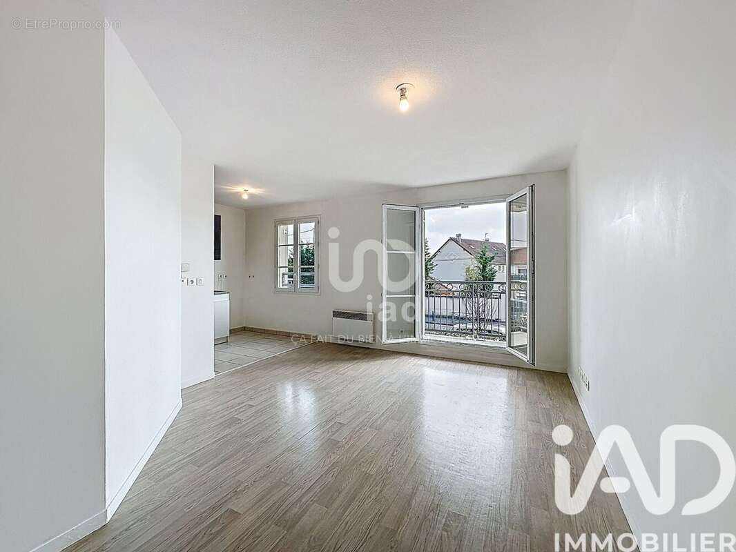 Photo 2 - Appartement à DAMMARIE-LES-LYS