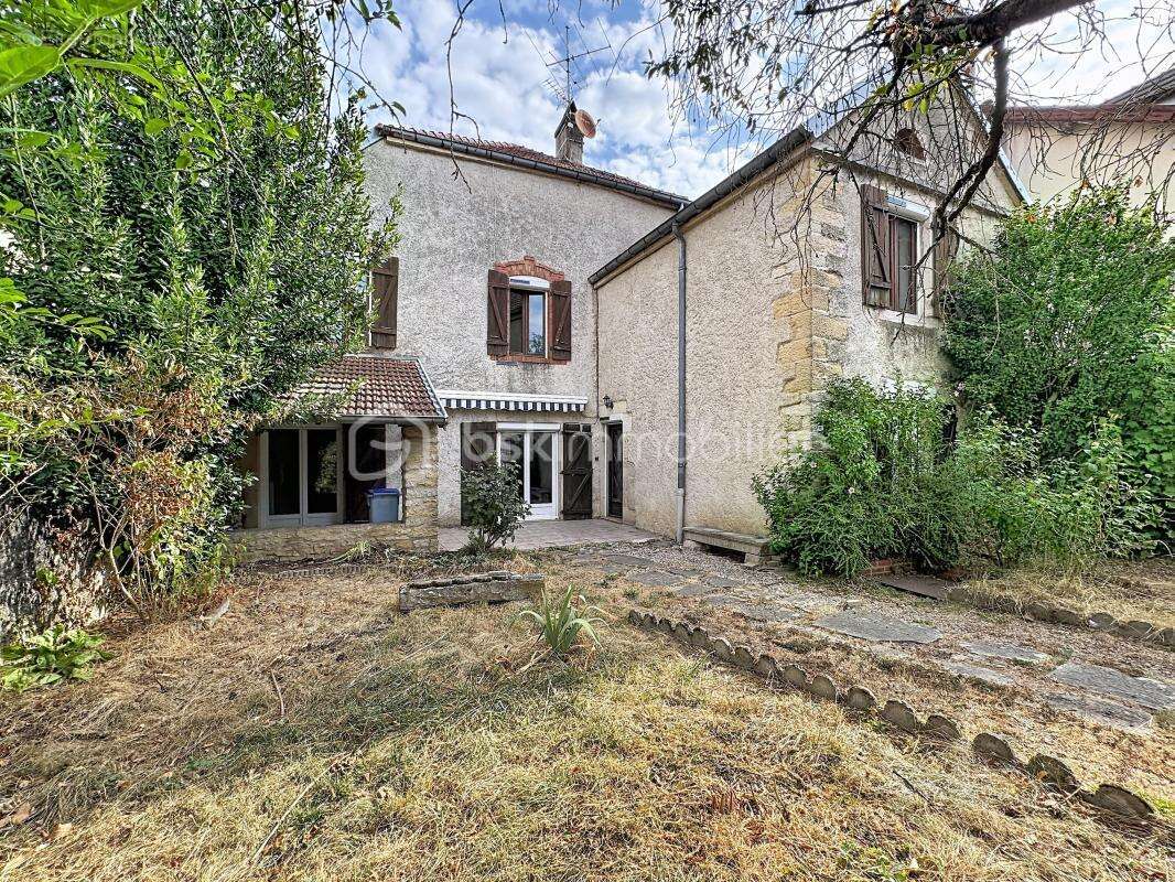Charmante Maison de ville à rénover - photo 2