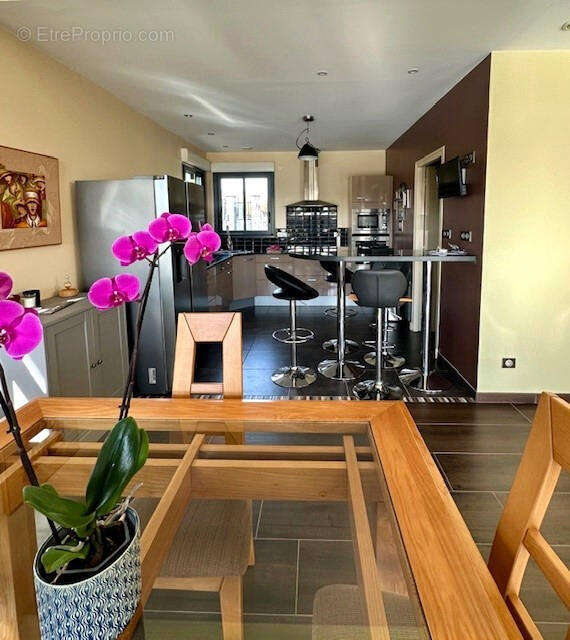 cuisine1 - Maison à MAUVEZIN