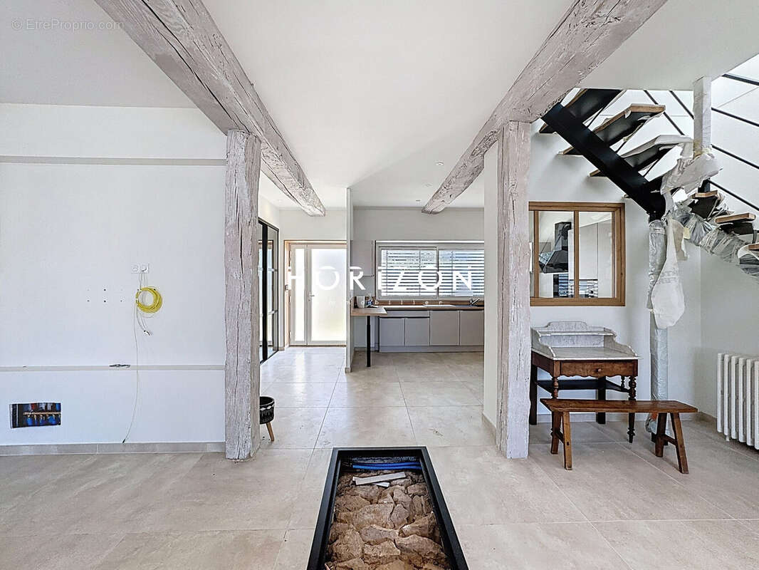 Maison à CORCELLES-EN-BEAUJOLAIS