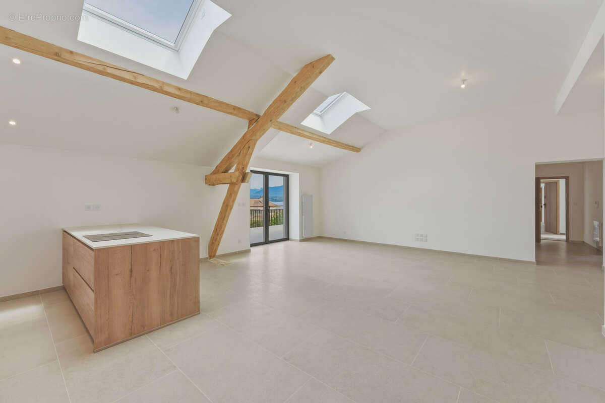 Exclusivité - Attique - Appartement 5 pièces de haut standing au bord du lac Léman - photo 4