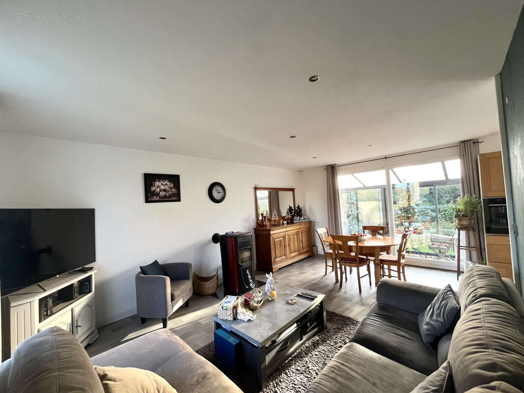 Maison à SAINTE-HONORINE-DES-PERTES