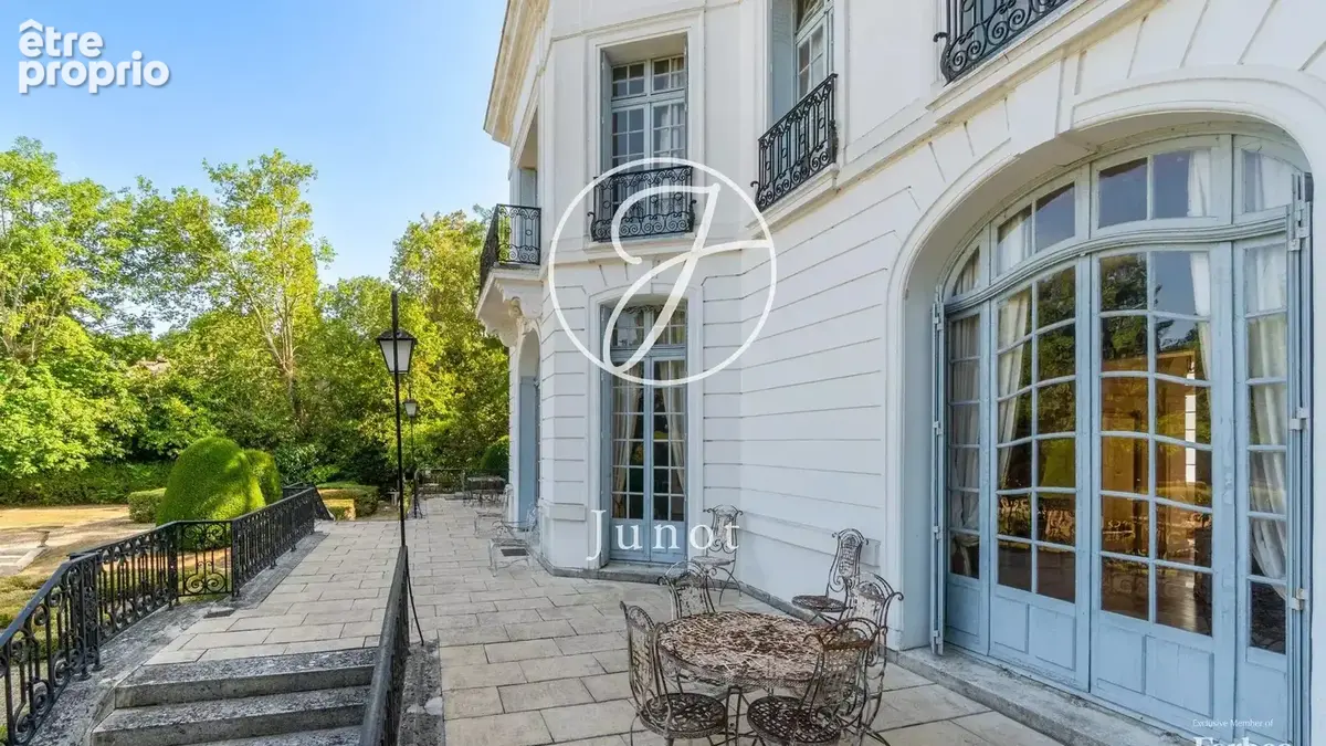 Anet - EURE-ET-LOIR - Château néoclassique au bord de l'Eure - photo 42