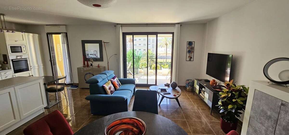 Appartement à HYERES