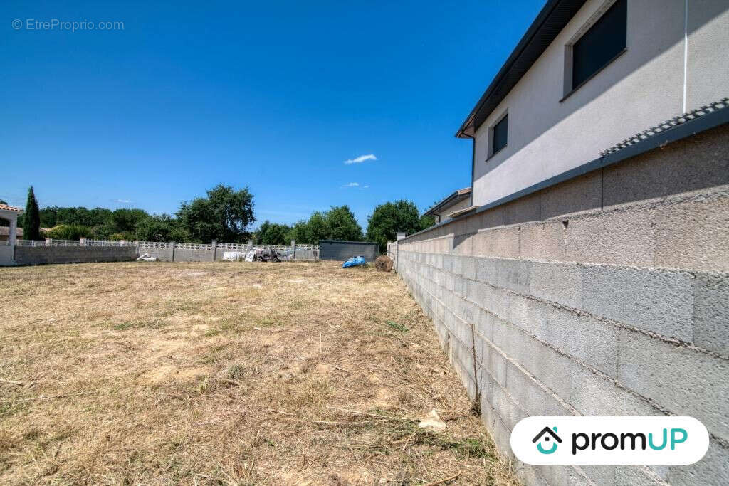 Terrain à MONTAUBAN